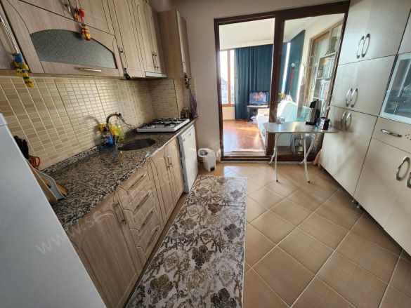 Altınoluk Merkezde Havuzlu Sitede Deniz Manzaralı 1+1 Satılık Daire Edremit Mah