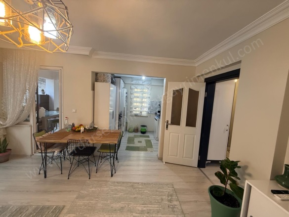 Altınoluk Mah. Edremit Satılık Daire |  3+1 Oda | 110M2 4.250.000Tl  Krediye Uygun  | Giriş Katı | 1 Banyo | 3 Yatak Odası Resim-3