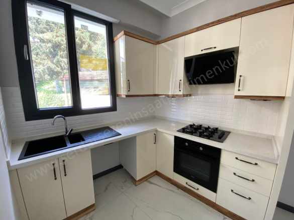 Altınolukta Deniz Manzaralı 2+1 Ayrı Mutfak Satılık Daire Edremit Altınoluk Mah