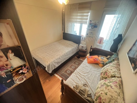 Altınoluk Mah. Edremit Satılık Daire |  2+1 Oda | 90M2 7.200.000Tl  Krediye Uygun  | Yüksek Giriş | Isı Pompası | 1 Banyo | 2 Yatak Odası Resim-4