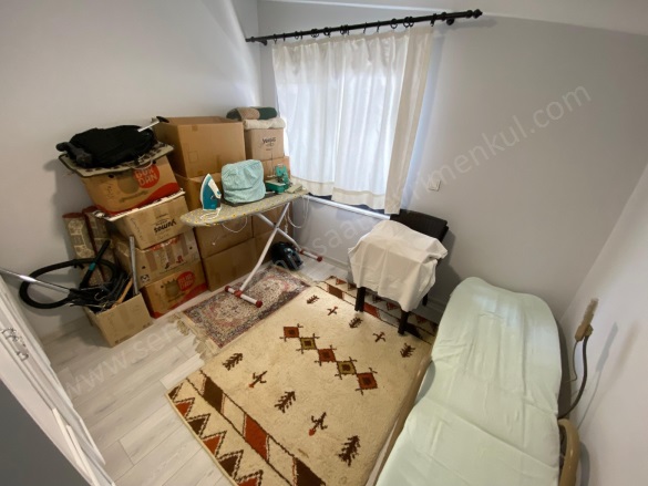 Altınoluk Mah. Edremit Satılık Daire |  3+1 Oda | 165M2 10.000.000Tl  Krediye Uygun  | 2. Kat | 2 Banyo Resim-3