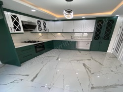 Edremit Narlı Mah. Satılık Villa 5+1 185 M2 | Müstakil | Yerden Isıtma | 3 Banyo | 5 Yatak Odası