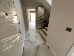 Edremit Altınoluk Mah. Satılık Daire 3+1 150 M2 | Dubleks | Kat Kaloriferi | 2 Banyo | 3 Yatak Odası