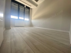 Edremit Akçay Mah. Satılık Daire 3+1 130 M2 | 3. Kat | Doğalgaz(Kombi) | 2 Banyo | 3 Yatak Odası