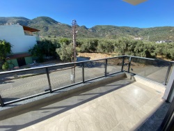 Edremit Altınoluk Mah. Satılık Villa 3+1 160 M2 | Tripleks | Kat Kaloriferi | 3 Banyo | 3 Yatak Odası