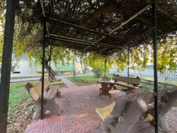 Edremit Altınoluk Mah. Satılık Daire 2+1 95 M2 | Yüksek Giriş | Klima | 1 Banyo | 2 Yatak Odası