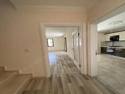 Edremit Altınoluk Mah. Kiralık Villa 3+1 175 M2 | Villa | Klima | 2 Banyo | 3 Yatak Odası