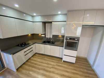 Villa For Sale in  Turkey, Balikesir, Edremit, Gure Cumhuriyet neighborhood , 5+1 Room, 225 m2