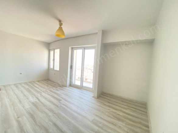 Karşıyaka Yalı Da Deniz Manzaralı 3+1 Kiralık Daire Tuna Mah