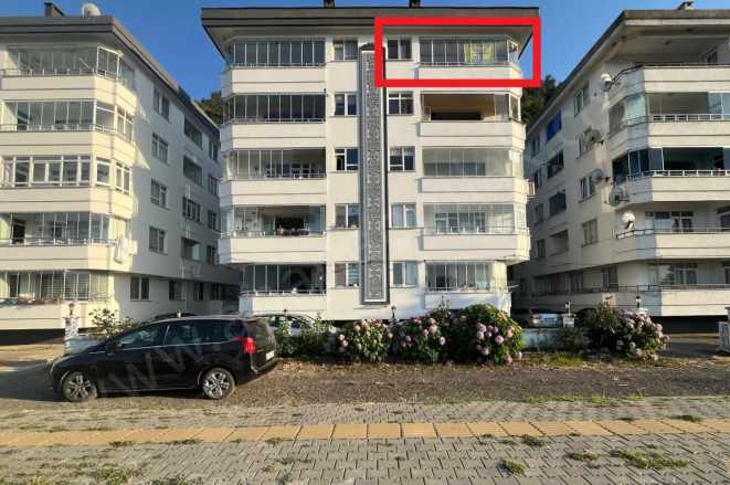 Muhteşem Manzarasıyla 3+1 Satılık Daire Merkez Mah Abana Emlak