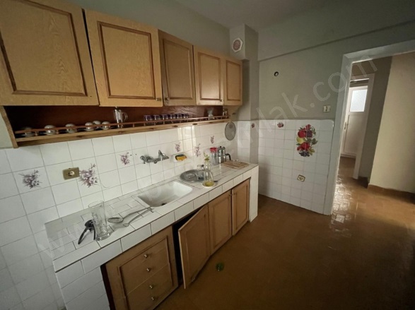 Merkez Mah. Abana Satılık Daire |  2+1 Oda | 95M2 2.600.000Tl  Krediye Uygun  Eşyalı  | 1. Kat | Soba | 1 Banyo Resim-5