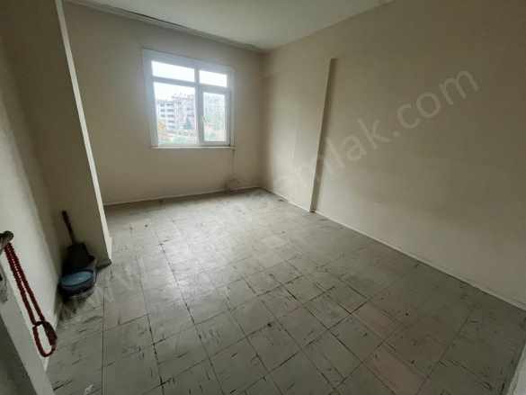 Merkezde 2+1 80 M2 Satılık Daire Merkez Mah Abana Emlak