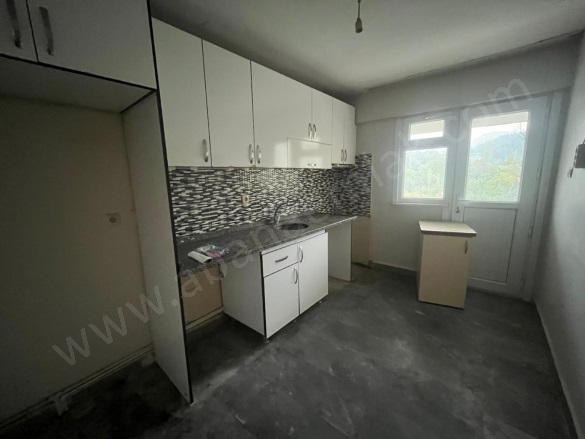 Merkez Mah. Abana Satılık Daire |  2+1 Oda | 90M2 2.100.000Tl | 3. Kat Resim-5