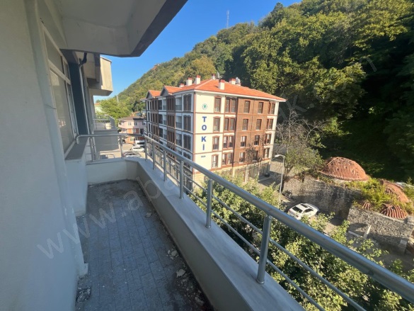 Merkez Mah. Abana Satılık Daire |  2+1 Oda | 85M2 2.000.000Tl  Krediye Uygun  | 5. Kat | 2 Yatak Odası Resim-3