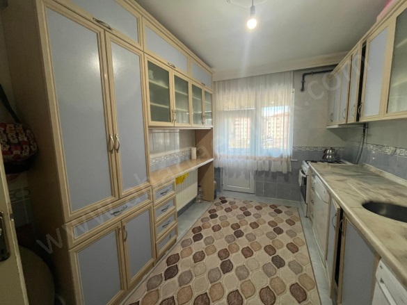 Merkez Mah. Abana Satılık Daire |  3+1 Oda | 120M2 3.400.000Tl  Krediye Uygun  | 2. Kat | Doğalgaz(Kombi) | 1 Banyo | 3 Yatak Odası Resim-4