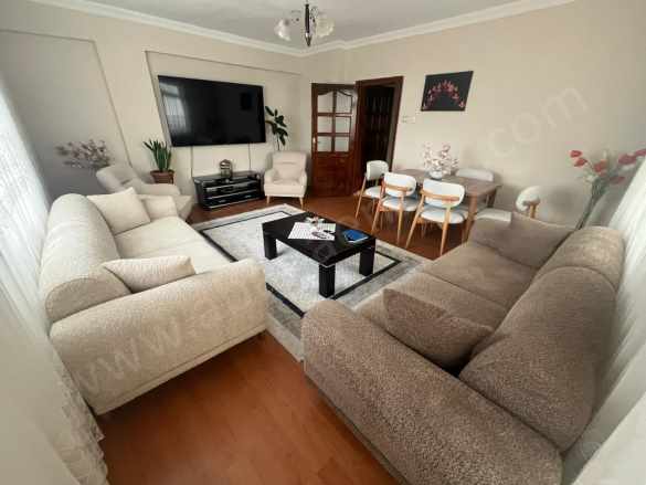 90 M2 2+1 Satılık Daire Merkez Mah Abana Emlak