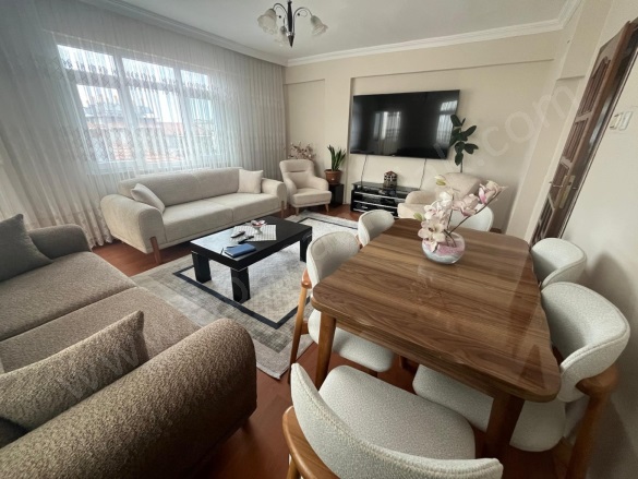 Merkez Mah. Abana Satılık Daire |  2+1 Oda | 95M2 2.300.000Tl  Krediye Uygun  | 5. Kat | Doğalgaz(Kombi) | 1 Banyo | 2 Yatak Odası Resim-3