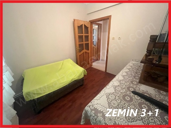 Merkez Mah. Abana Satılık Daire |  3+1 Oda | 110M2 3.250.000Tl  Krediye Uygun  | Zemin Kat | Doğalgaz(Kombi) | 1 Banyo Resim-4