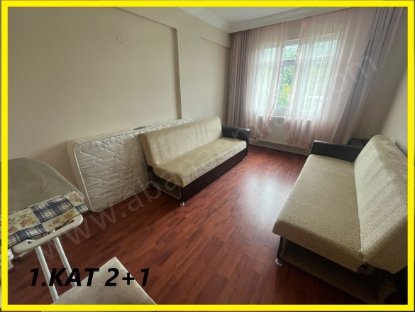 Merkez Mah. Abana Satılık Daire |  2+1 Oda | 90M2 3.500.000Tl  Krediye Uygun  | 1. Kat | Doğalgaz(Kombi) Resim-3