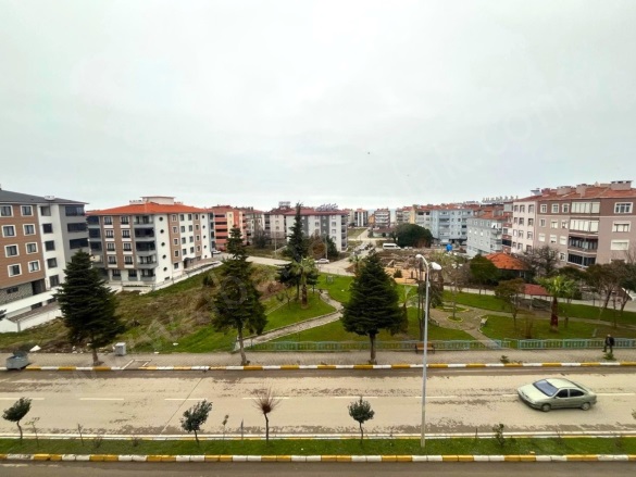 Merkez Mah. Abana Satılık Daire |  2+1 Oda | 100M2 2.750.000Tl  Krediye Uygun  | 5. Kat | Doğalgaz(Kombi) | 1 Banyo Resim-4