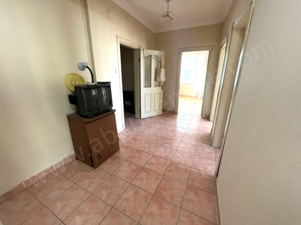 Merkez Mah. Abana Satılık Daire |  2+1 Oda | 90M2 3.000.000Tl  Krediye Uygun  | 3. Kat | 1 Banyo Resim-4