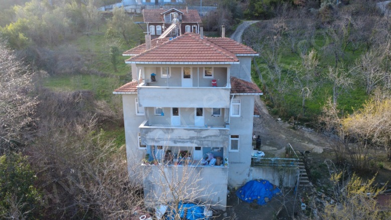 Uzunömer Mah-İlişi Köyü. Bozkurt Satılık Müstakil Ev |  250M2 25.000.000Tl | 7 Banyo Resim-2