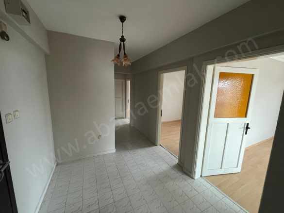 Merkezde 2+1 90 M2 Satılık Daire Merkez Mah Abana Emlak