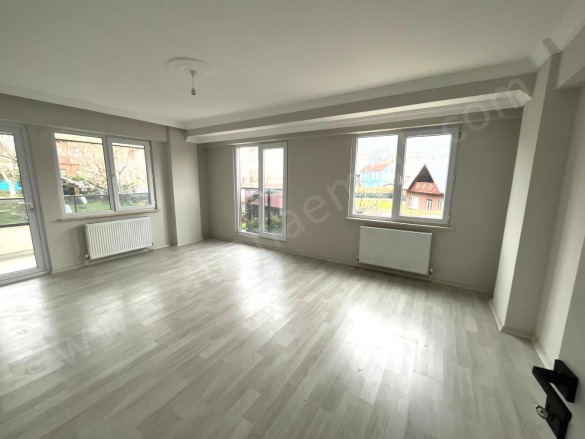 Merkez Mah. Abana Satılık Daire |  2+1 Oda | 80M2 4.650.000Tl | 1. Kat | Doğalgaz(Kombi) Resim-5