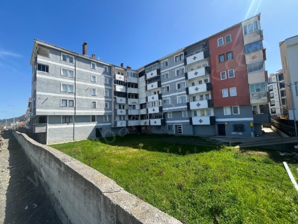 Merkez Mah. Abana Satılık Daire |  2+1 Oda | 80M2 2.500.000Tl  Krediye Uygun  | Zemin Kat | Doğalgaz(Kombi) | 1 Banyo Resim-5