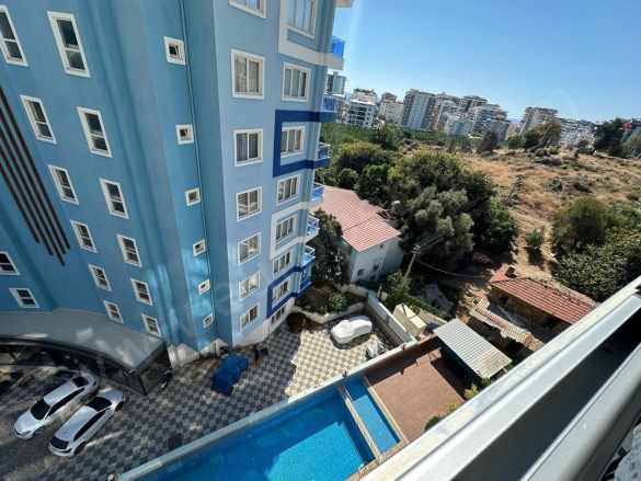 Alanya Mahmutlarda Site içinde Eşyalı 1+1 Satılık Daire Mahmutlar Mah