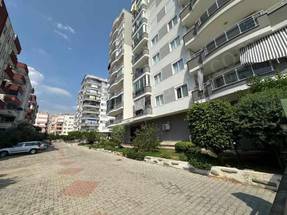 Alanya Mahmutlarda Site içerisinde 5+1 Dublex Satılık Daire Mahmutlar Mah