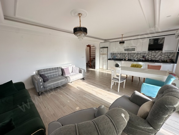 Mahmutlar Mah. Alanya Satılık Daire |  4+1 Oda | 225M2 130.000€  Krediye Uygun  Eşyalı  | Çatı Dubleksi | Klima | 4 Banyo | 4 Yatak Odası Resim-2