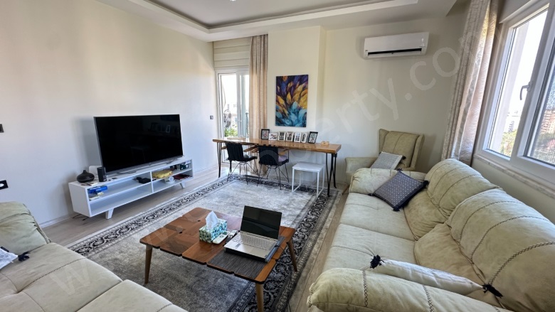 Mahmutlar Mah. Alanya Satılık Daire |  4+1 Oda | 190M2 185.000€ Eşyalı  | Çatı Dubleksi | Klima | 4 Banyo | 4 Yatak Odası Resim-4