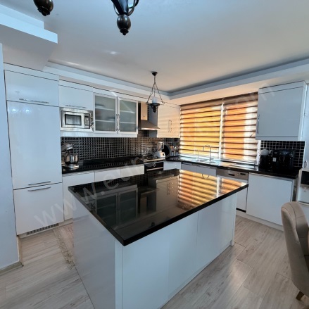 Mahmutlar Mah. Alanya Satılık Daire |  4+1 Oda | 280M2 260.000€ Eşyalı  | Çatı Dubleksi | Klima | 2 Banyo | 4 Yatak Odası Resim-5