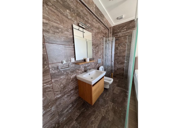 Atayurt Mah. Silifke Satılık Villa |  4+1 Oda | 210M2 12.500.000Tl Eşyalı  | Villa | Klima | 4 Banyo | 4 Yatak Odası Resim-3