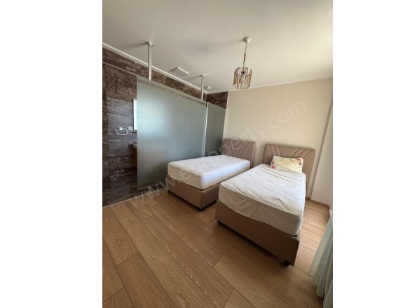 Atayurt Mah. Silifke Satılık Villa |  4+1 Oda | 210M2 12.500.000Tl Eşyalı  | Villa | Klima | 4 Banyo | 4 Yatak Odası Resim-4