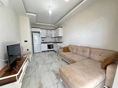 Alanya Mahmutlarda Site İçinde Eşyalı 1+1 Satılık Daire Mahmutlar Mah