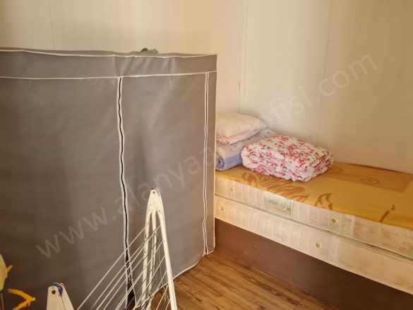 Takas Alanya Dim Vadisinde 2500 M2 Satılık Müstakil Ev Bahçeli Konteynir 1+1 Akseki Akşahap Mah