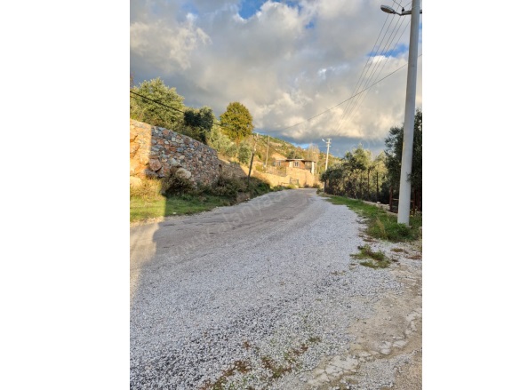 Bademağacı Mah. Alanya Satılık Müstakil Ev |  6+1 Oda | 900M2 11.900.000Tl  Krediye Uygun  Eşyalı  | Tripleks | Klima | 3 Banyo | 3 Yatak Odası Resim-2