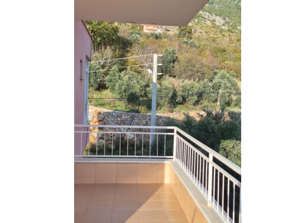 Bademağacı Mah. Alanya Satılık Müstakil Ev |  6+1 Oda | 900M2 11.900.000Tl  Krediye Uygun  Eşyalı  | Tripleks | Klima | 3 Banyo | 3 Yatak Odası Resim-3