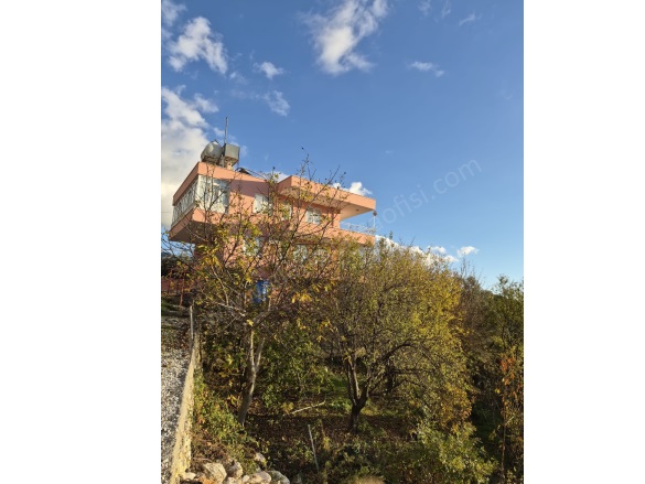 Bademağacı Mah. Alanya Satılık Müstakil Ev |  6+1 Oda | 900M2 11.900.000Tl  Krediye Uygun  Eşyalı  | Tripleks | Klima | 3 Banyo | 3 Yatak Odası Resim-5