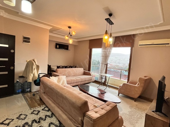 Hacıfeyzullah Mah. Kuşadası Kiralık Daire |  1+1 Oda | 55M2 Aylık 25.000Tl Eşyalı  | 3. Kat | Klima | 1 Banyo | 1 Yatak Odası Resim-5