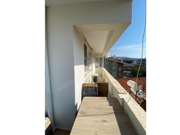 Kadınlar Denizi Mah. Kuşadası Kiralık Daire |  2+1 Oda |Aylık 25.000Tl Eşyalı  | 4. Kat | Klima | 1 Banyo | 1 Yatak Odası Resim-2