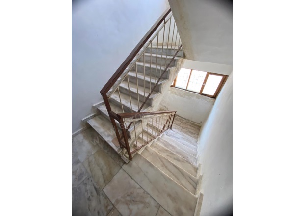 Kadınlar Denizi Mah. Kuşadası Kiralık Daire |  2+1 Oda |Aylık 25.000Tl Eşyalı  | 4. Kat | Klima | 1 Banyo | 1 Yatak Odası Resim-5