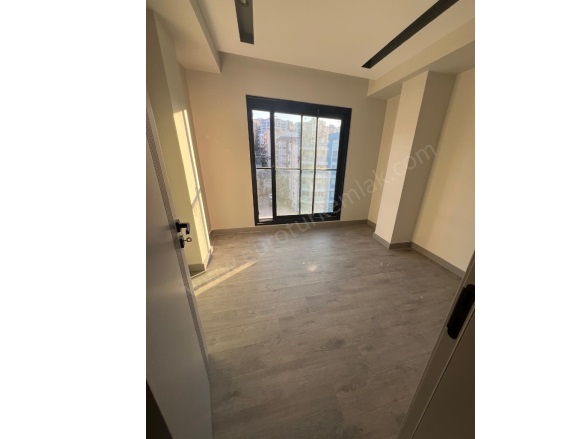 Kadınlar Denizi Mah. Kuşadası Satılık Daire |  3+1 Oda | 127M2 11.800.000Tl  Krediye Uygun  | Çatı Dubleksi | Yerden Isıtma | 2 Banyo Resim-3