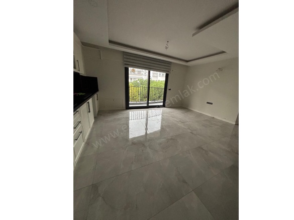 İkiçeşmelik Mah. Kuşadası Kiralık Daire |  2+1 Oda | 90M2 Aylık 35.000Tl | 4. Kat | Yerden Isıtma | 2 Banyo | 1 Yatak Odası Resim-5