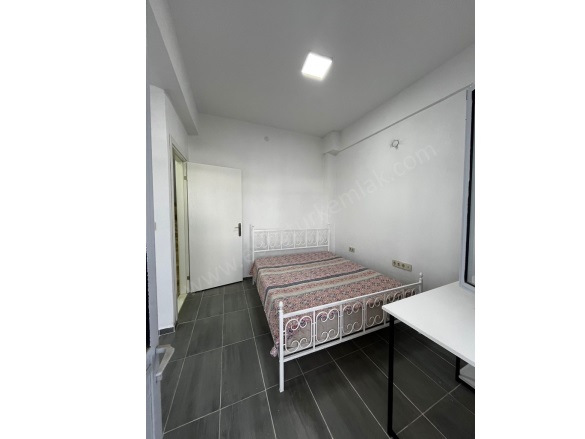 Hacıfeyzullah Mah. Kuşadası Satılık Villa |  5+2 Oda | 200M2 8.500.000Tl  Krediye Uygun  | Tripleks | Klima | 2 Banyo | 5 Yatak Odası Resim-4