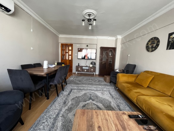 Kadınlar Denizi Mah. Kuşadası Kiralık Daire |  3+1 Oda | 135M2 Aylık 25.000Tl  Krediye Uygun  | 3. Kat | Klima Resim-4