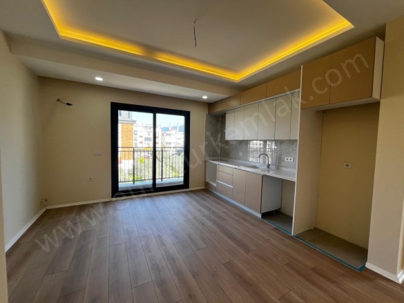 Davutlar Mah. Kuşadası Satılık Daire |  2+1 Oda | 70M2 5.200.000Tl | 2. Kat | Doğalgaz(Kombi) | 1 Banyo | 2 Yatak Odası Resim-4