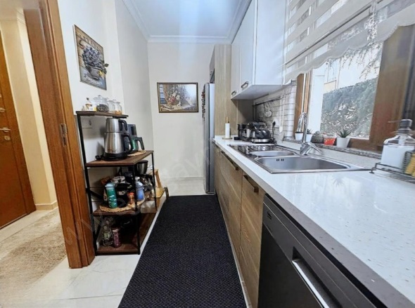 Kozyatağı Mah. Kadıköy Satılık Daire |  2+1 Oda | 100M2 13.800.000Tl  Krediye Uygun  | 1. Kat | Doğalgaz(Kombi) | 2 Banyo Resim-4